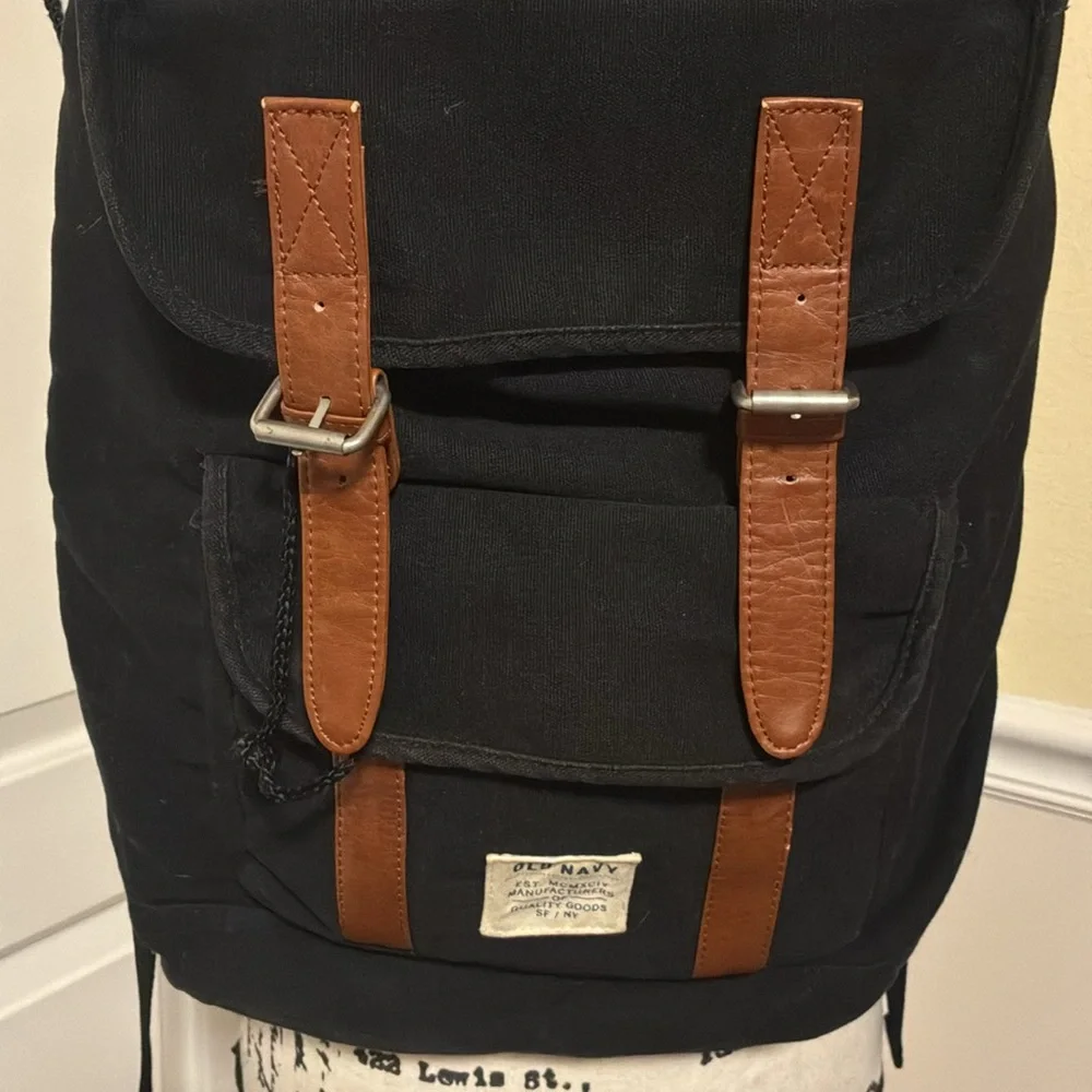 Old navy Stylish Black laptop  Backpack with Brown Accents unisex